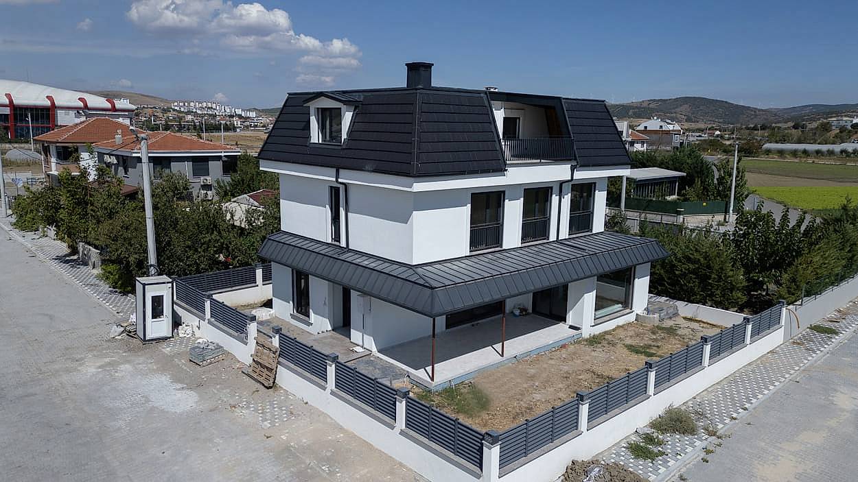 Sn Yağcı Evi Çatısan