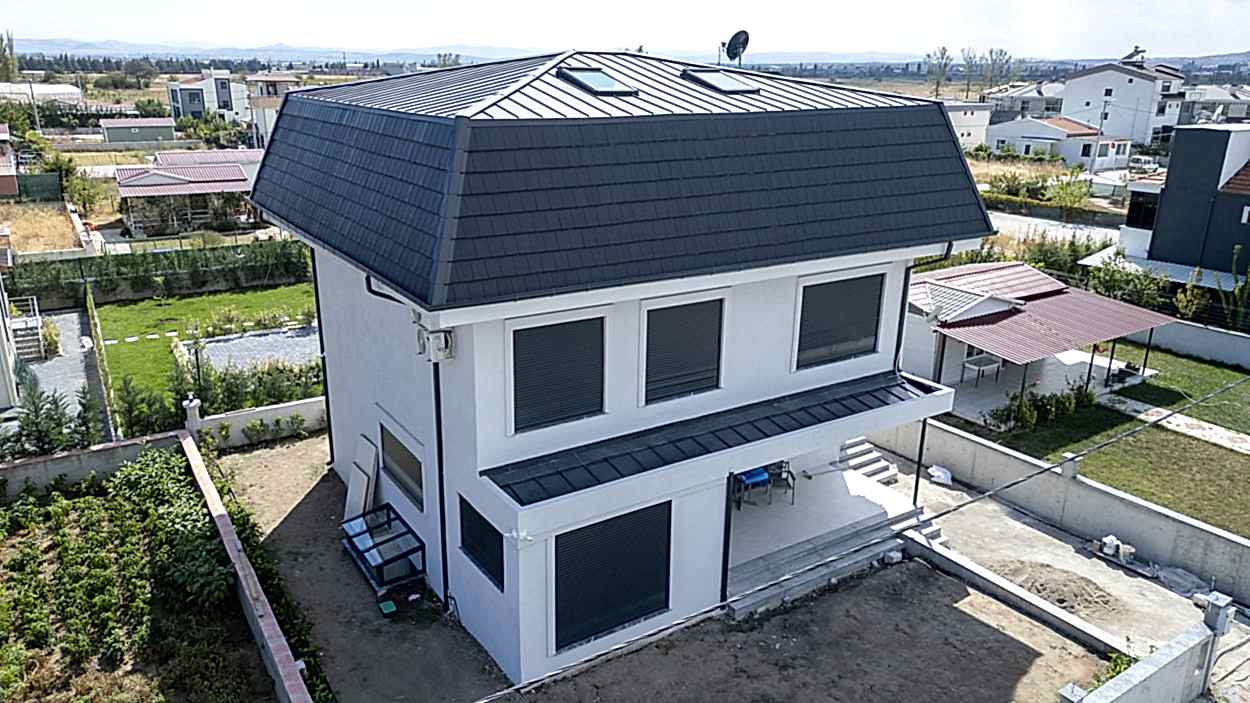 Sn Ilıca Evi Çatısan
