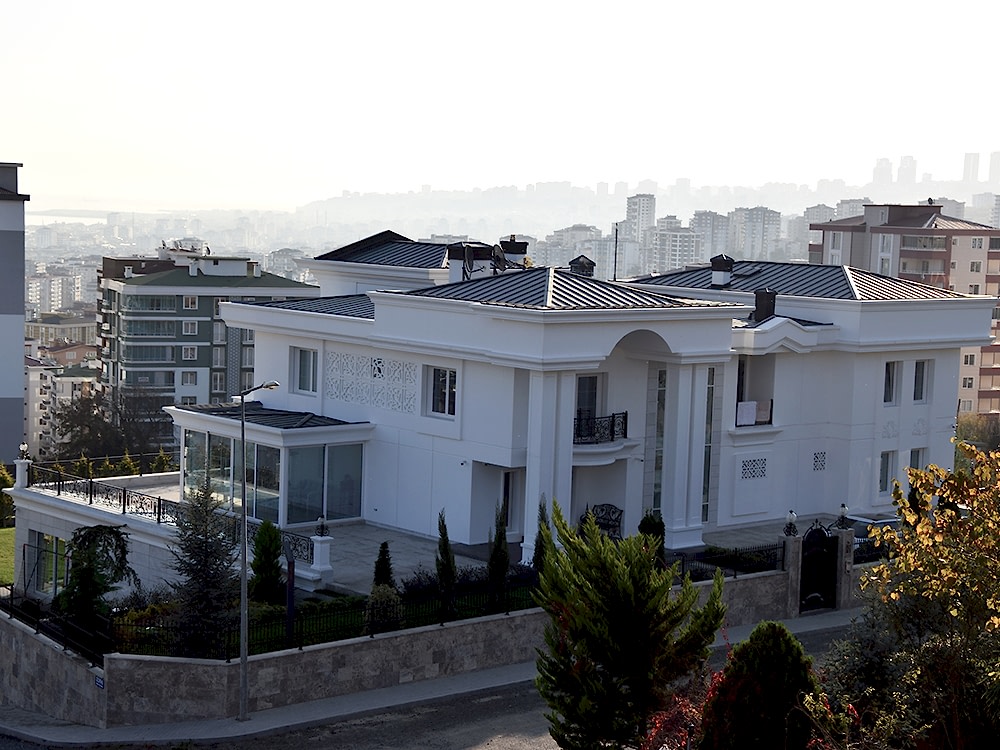 Sn S Yeşilyurt Evi Çatısan