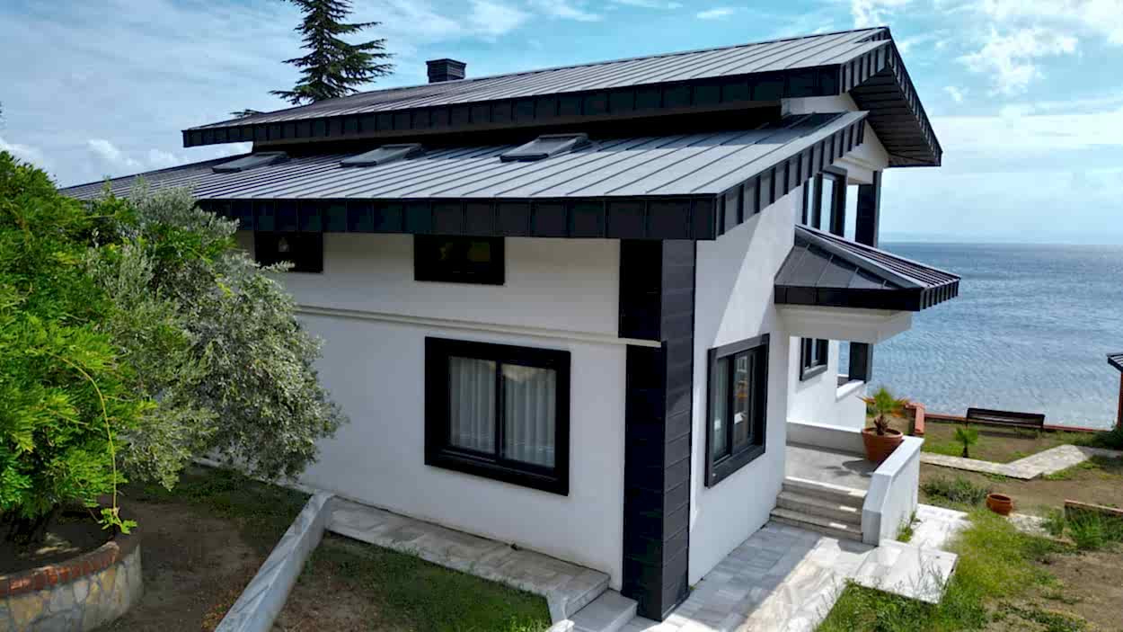 Sn Yalçın Evi Çatısan
