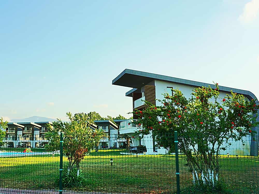 Armonipark Evleri Çatısan