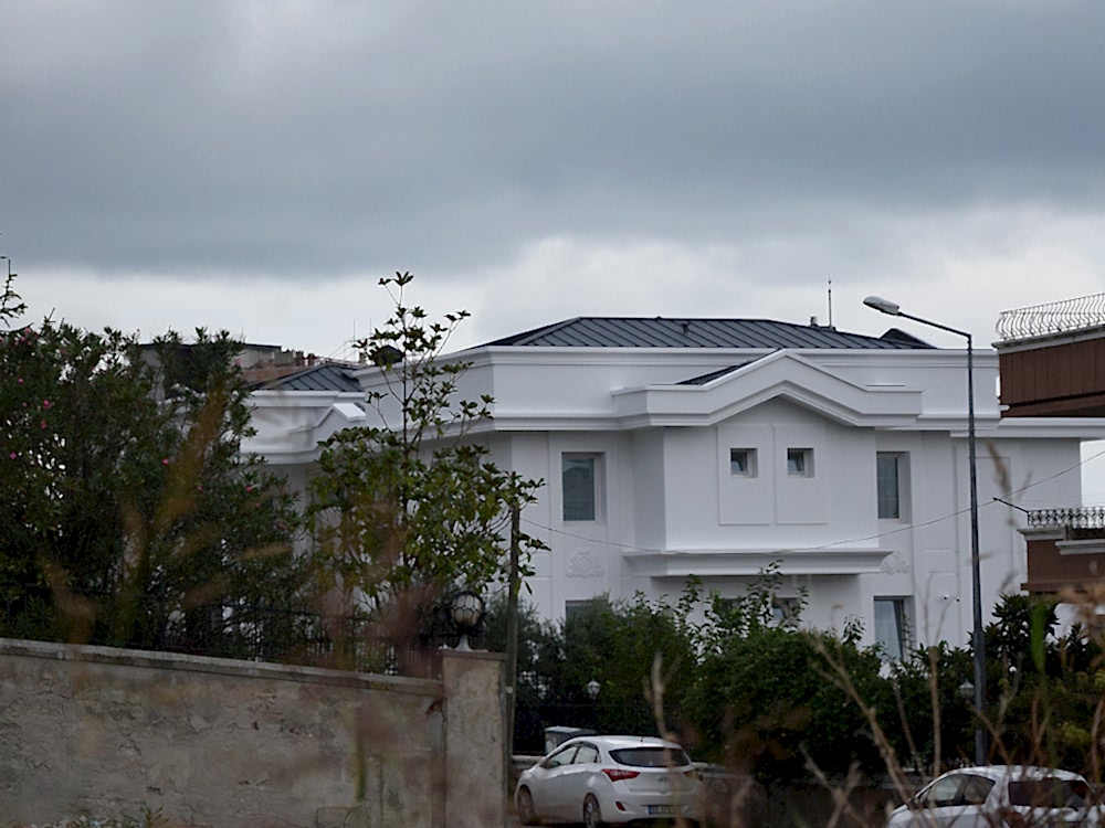 Sn S Yeşilyurt Evi Çatısan