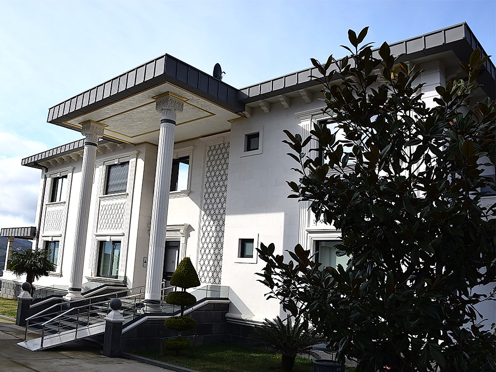 Yedigarzade Konakları Çatısan