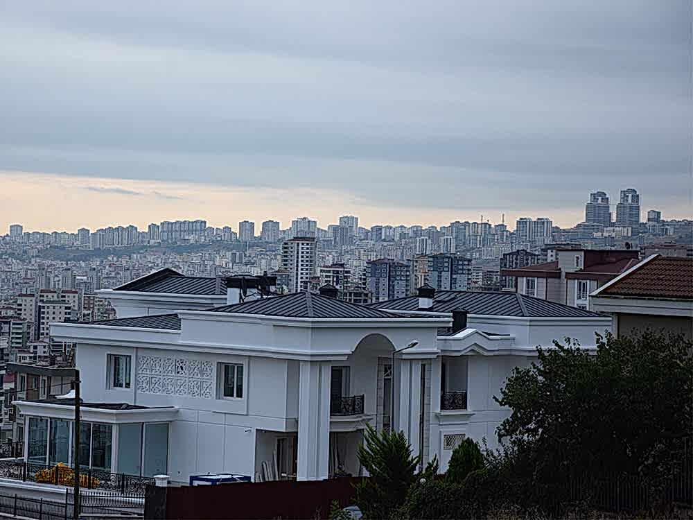Sn S Yeşilyurt Evi Çatısan